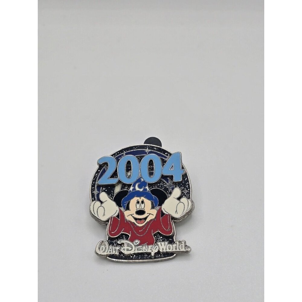 2004 Disney Pin Mickey Mouse Walt Disney World- Collectible